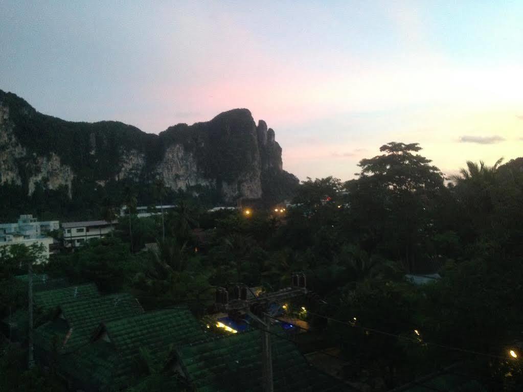 Living Room Guesthouse Ao Nang Exterior photo