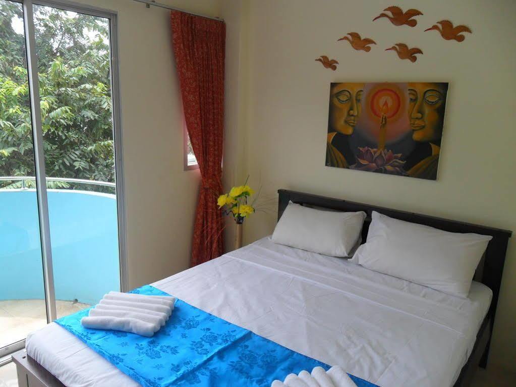 Living Room Guesthouse Ao Nang Exterior photo